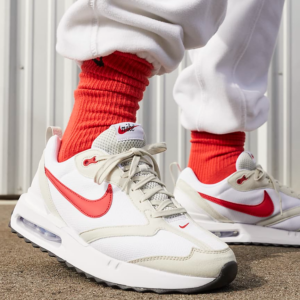 Giay Nike Air Max Dawn 'Light Bone University Red' DQ3991-100