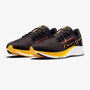 Giay Nike Air Zoom Pegasus 38 'Black University Gold' DM7602-001