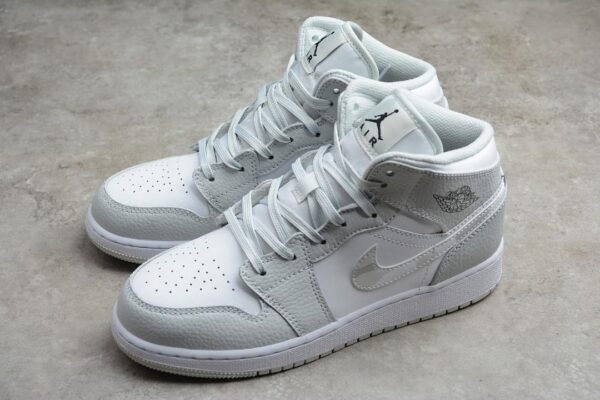 Giày Nike Air Jordan 1 Mid SE GS 'Swoosh Logo Grey Camo' DD3235-100 - Hình ảnh 10