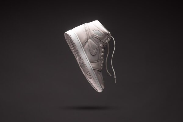 Giày Nike Air Jordan 1 Retro High OG 'Guava Ice' 555088-801 - Hình ảnh 3