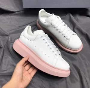 Alternative view of Giày Alexander McQueen Oversized Sneakers White 553770-WHTQ4-9182