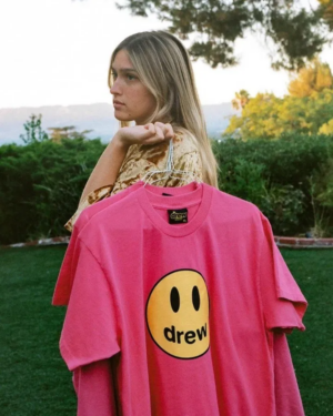 Alternative view of Áo Drew House Mascot SS Tee Magenta