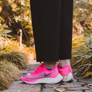 Alternative view of Giày Nike ZoomX Vaporfly NEXT 'Pink Blast' AO4568-600