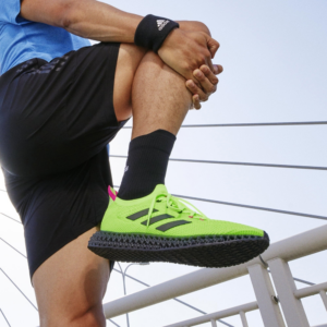 Giay Adidas 4DFWD 'Signal Green' Q46445