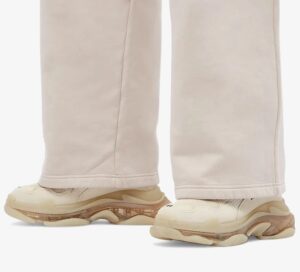 Alternative view of Giày Balenciaga Triple S Sneaker 'Clear Sole Off White' 541624-W2FB1-9005