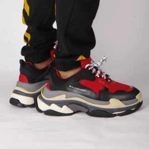 Alternative view of Giày Balenciaga Triple S Sneaker Bred 516440-W09O7-6576