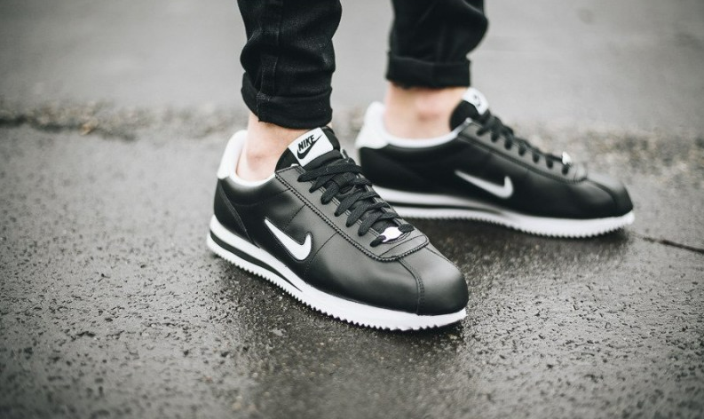 CORTEZ BASIC LEATHER 819719 012