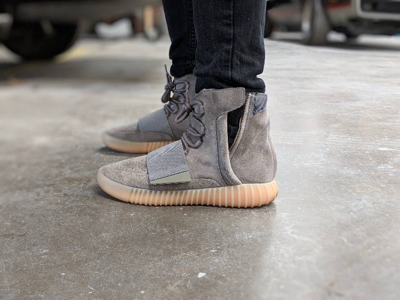 Giày Adidas Yeezy Boost 750 'Grey Gum' Bb1840 - Authentic-Shoes