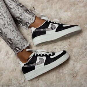 Alternative view of Giày Nike Air Force 1 Low LV8  'Snakeskin' 820438-111