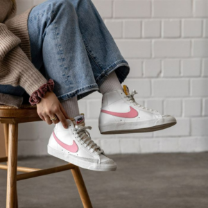 Giay Nike Blazer Mid '77 GS 'White Pink Glaze' DA4086-105