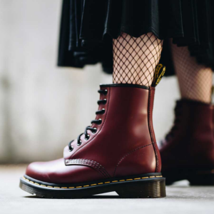 Alternative view of Giày Dr. Martens 1460 Smooth Boot 'Cherry Red' 10072600