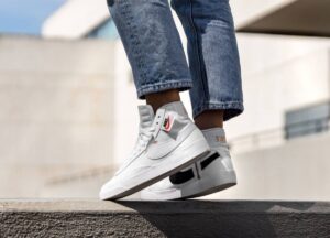 Alternative view of Giày Nike Wmns Blazer Mid Rebel 'Summit White' BQ4022-102