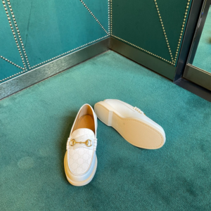 Alternative view of Giày Gucci Loafer with Horsebit 'White' 695049-UPG50-9000