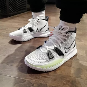 Alternative view of Giày Nike Kyrie 7 EP 'Brooklyn Beats' CQ9327-100