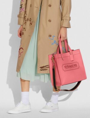 Alternative view of Túi Coach Field Tote With Coach Badge C2781 B4RRJ