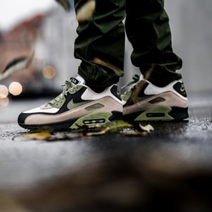 Alternative view of Giày Nike Air Max 90 NRG 'Lahar Escape Ivory' CI5646-200