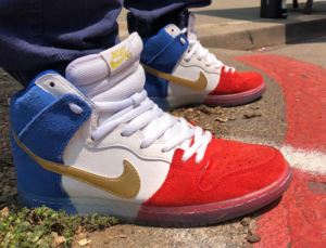 Alternative view of Giày Nike SB Dunk High 'Trico' 313171-674