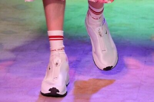 Alternative view of Giày Nike Air Max x Comme des Garcons 'White' DO8095-102