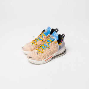 Alternative view of Giày Nike LeBron 18 'Majestic Ferocity' CW3156-900