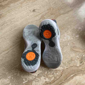 Giay Nike KD Trey 5 IX 'Pure Platinum' CW3402-011