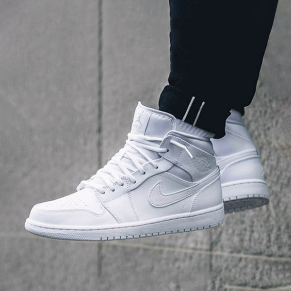 Giày Nike Air Jordan 1 Mid BG 'Triple White' 554725-129 - Hình ảnh 2