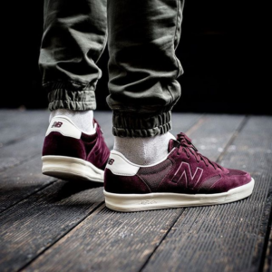 Alternative view of Giày New Balance 300 Burgundy CRT300EF