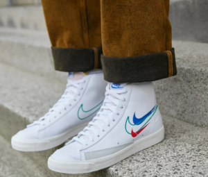 Giay Nike Blazer Mid '77 'Multi Swoosh' DN7996-101