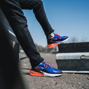 Alternative view of Giày Nike Air Max 270 GS 'Racer Blue' 943345-401