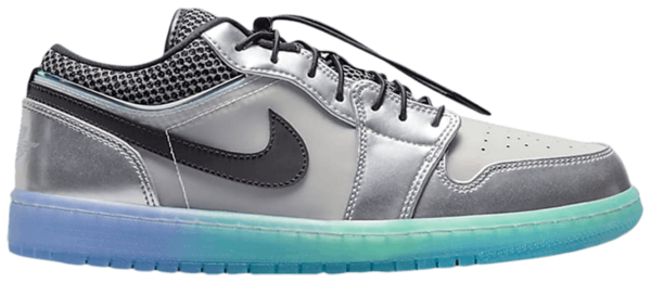 Giày Nike Wmns Air Jordan 1 Low SE 'Metallic Silver Gradient' DJ5199-109