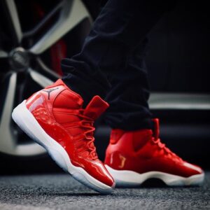 Alternative view of Giày Nike Air Jordan 11 Retro Win Like 96 378037-623