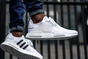 Alternative view of Giày Adidas NMD R1 'White Black' CQ2411