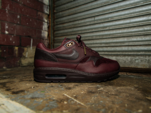Giay Nike Air Max 1 'Burgundy Crush' DV3888-600