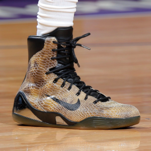 Alternative view of Giày Nike Kobe 9 High EXT QS Snakeskin 716616-001