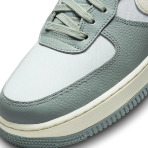 Giay Nike Air Force 1 Low '07 'LX Mica Green Coconut Milk' DV7186-300
