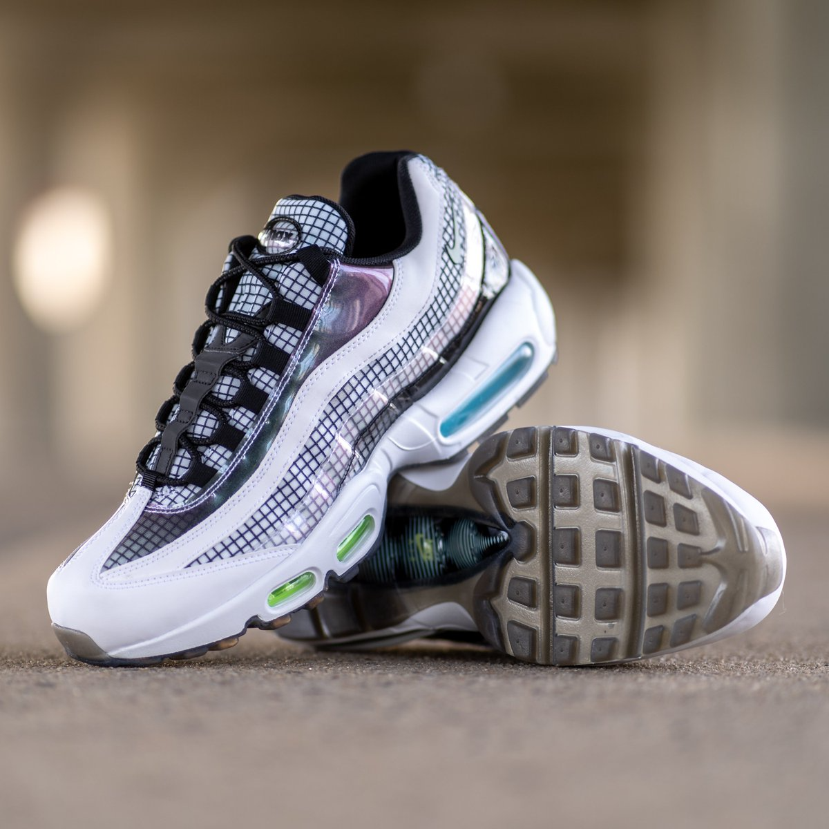 Nike Air Max 95 LV8 Grid Pack Marathon Running Shoes