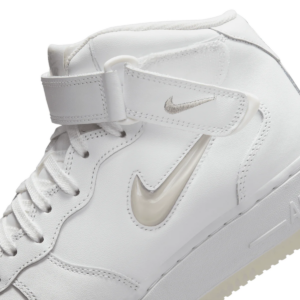 Giay Nike Air Force 1 Mid '07 'Colour Of The Month Summit White' DZ2672-001