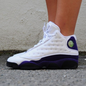 Alternative view of Giày Nike Air Jordan 13 Retro 'Lakers' 414571-105