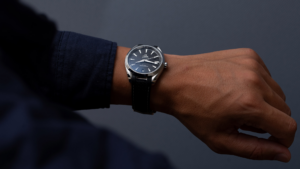 Alternative view of Đồng Hồ Omega Seamaster Aqua Terra 'Black' 220-12-41-21-01-001