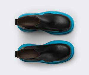 Alternative view of Giày Bottega Veneta Tire Ankle Chelsea Boot 'Black Amalfi Blue' 630281VBS501438