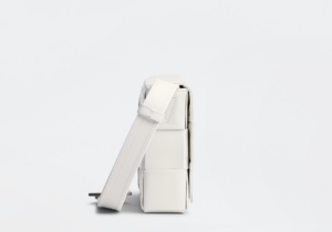 Tui Bottega Veneta Cassette 'White' 667298VCQ719005