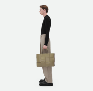 Tui Bottega Veneta Medium Arco Tote 'Taupe' 729244VB1K01511