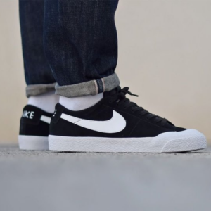 Giay Nike SB Zoom Blazer Low XT 'Black White' 864348-019