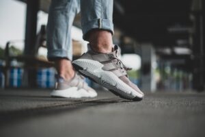 Alternative view of Giày Adidas Prophere "Crystal Grey " B37451