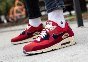 Alternative view of Giày Nike Air Max 90 'Varsity Pack' 858954-600