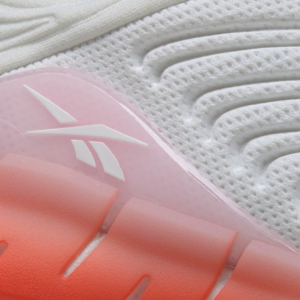 Alternative view of Giày Reebok Zig Kinetica Pink White EH2810