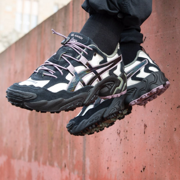 Giày Asics Pleasures x Gel Nandi Cream Graphite 1201A125 100 - Ảnh 2