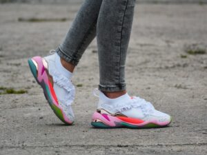 Alternative view of Giày Puma Sopihia Webster x Thunder 'White Pink' 369519-01