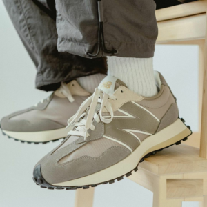 Alternative view of Giày New Balance 327 'Beige Brown' GS327GDY