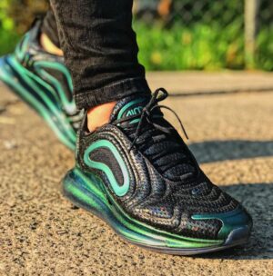 Alternative view of Giày Nike Wmns Air Max 720 'Throwback Future' AR9293-002