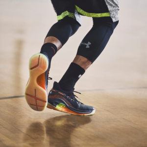 Alternative view of Giày Under Armour Curry 6 'Fox Theater' 3020612-004